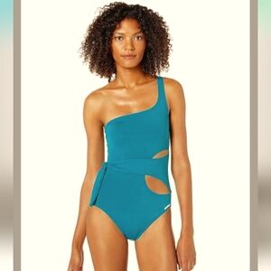 NWOT Vince Camuto One Shoulder Cut Out Swimsuit